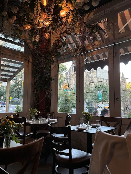 Marlow Bistro Picture 6