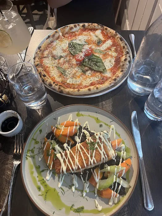 Marlow Bistro Picture 8