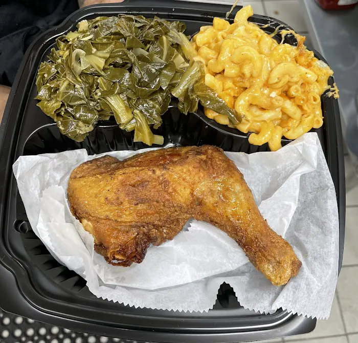 Nadia's Soul Food Picture 5