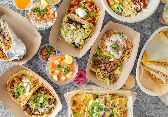 Rica’s Tacos Picture 7