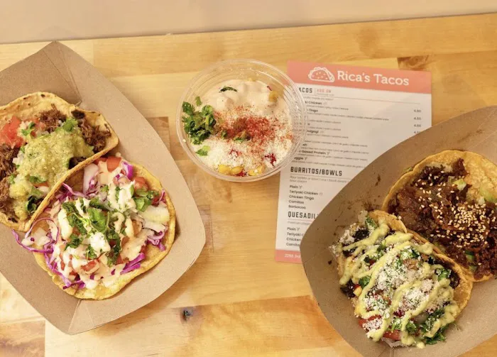 Rica’s Tacos Picture 2