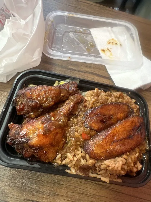 Golden Krust Caribbean Restaurant Picture 2