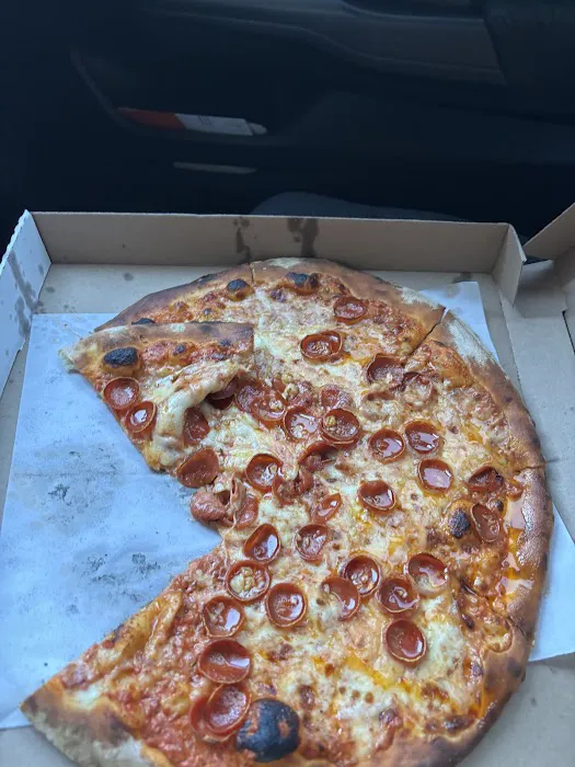 Patsy's Pizzeria Picture 10