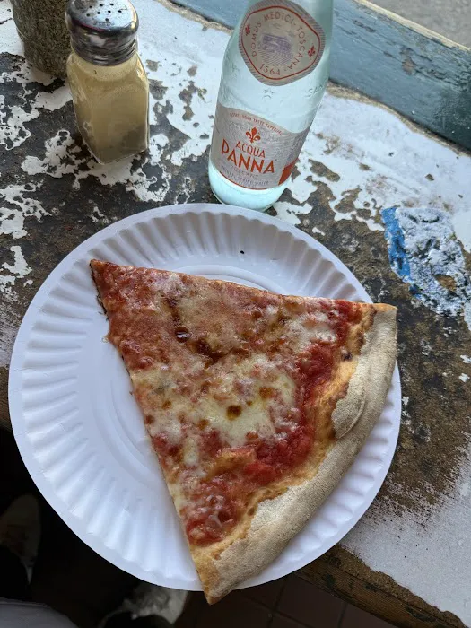 Patsy's Pizzeria Picture 8