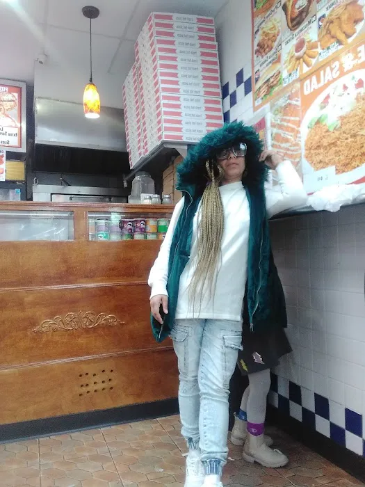 Kennedy's Fried Chicken & Pizza Picture 2