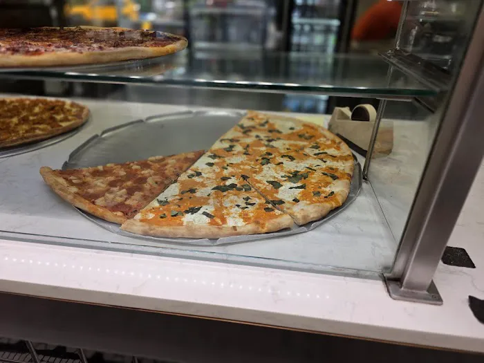 Koronet Pizza Picture 9