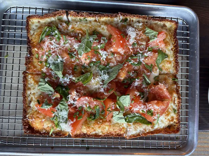 Cucina Italian tavern Picture 9