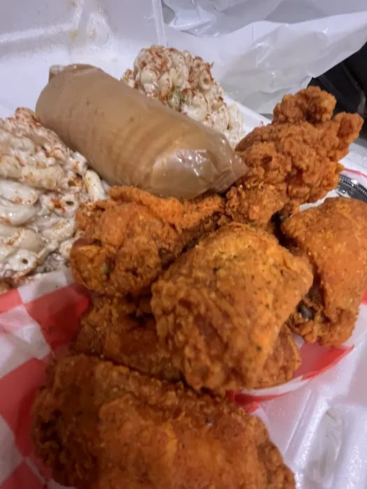 Rabbit’s Chicken & Waffles Picture 1