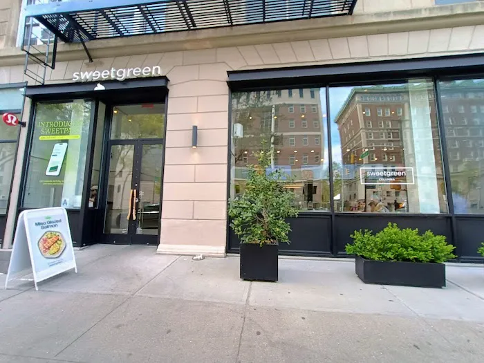 sweetgreen Picture 1