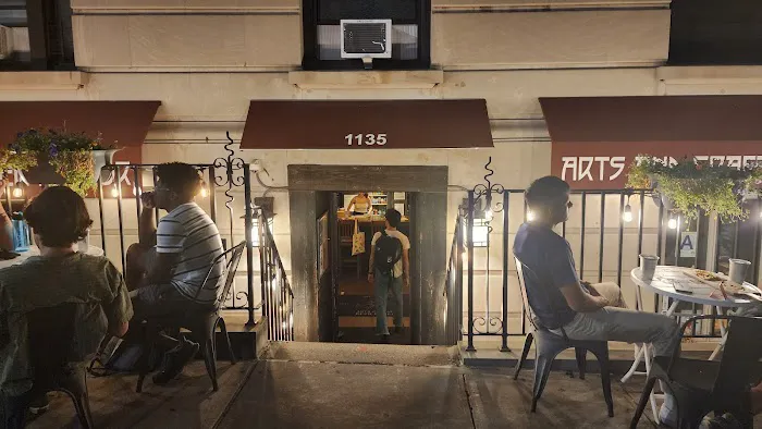 Arts and Crafts Beer Parlor Picture 1