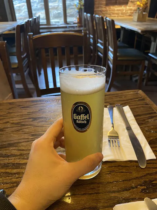 Arts and Crafts Beer Parlor Picture 10