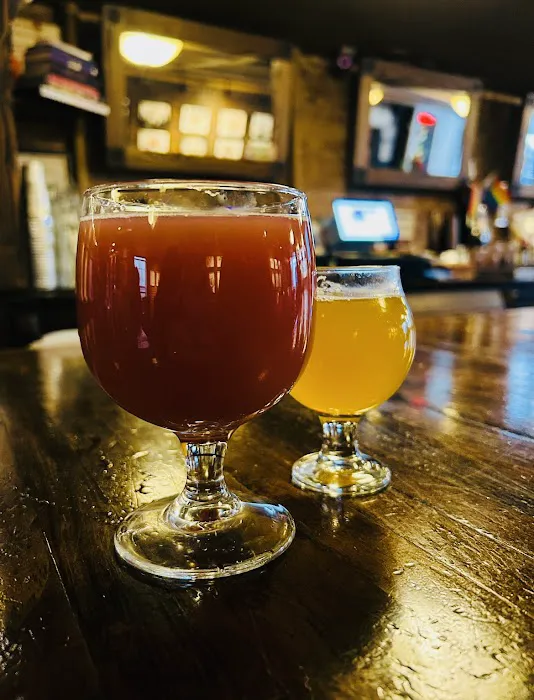 Arts and Crafts Beer Parlor Picture 4