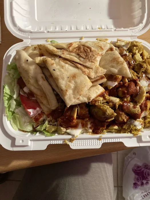 Palomino Halal Food Picture 5