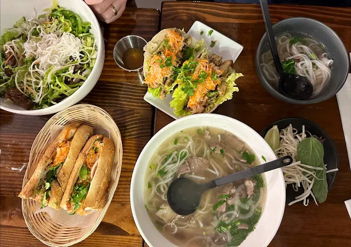 Pho Amsterdam Picture 1
