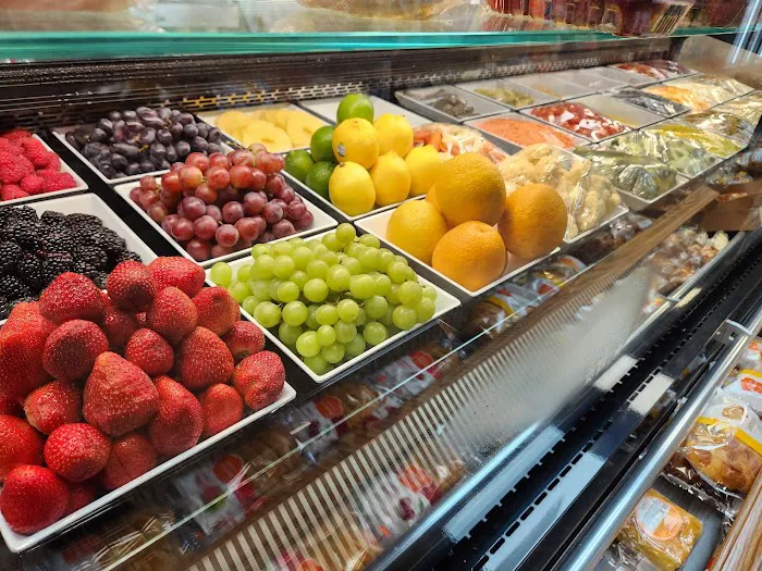 Olive Tree Deli & Grill Mini Mart Picture 2