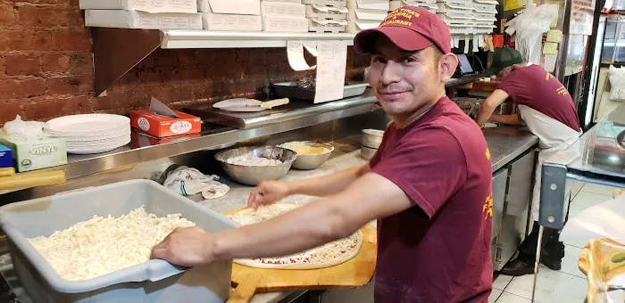 Mama Tina's Pizzeria Picture 9