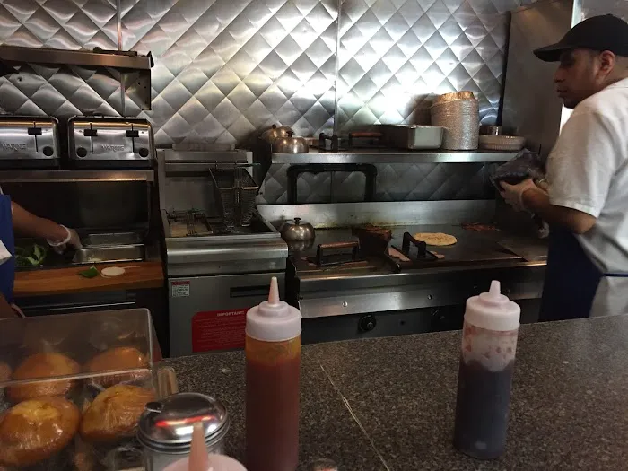Sugarhill Jumbo Hamburger Palace Picture 6