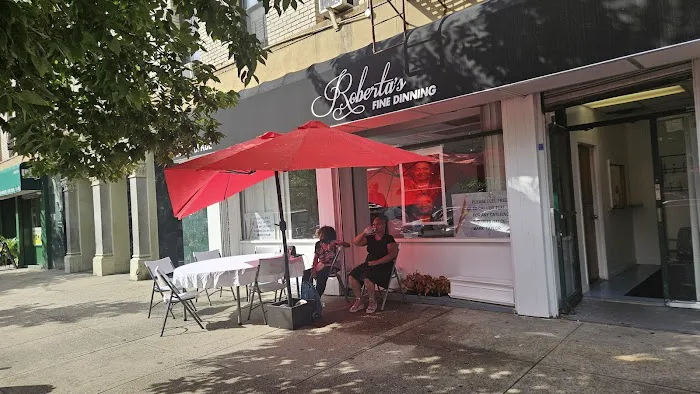 Roberta's Fine Dining Picture 3