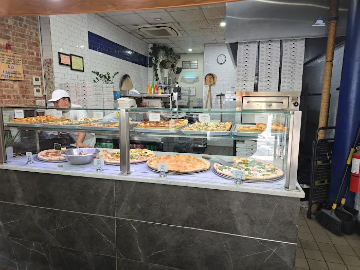 Uncle Tony's Pizza Picture 3