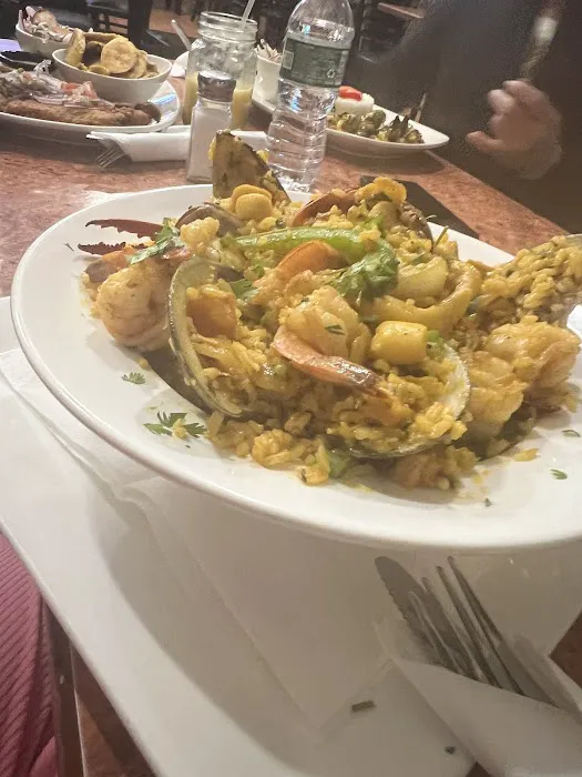 Ecuatoriana Restaurant Picture 3