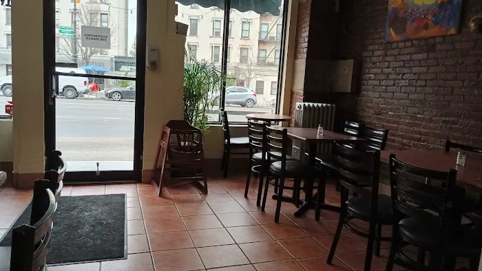 Ecuatoriana Restaurant Picture 5