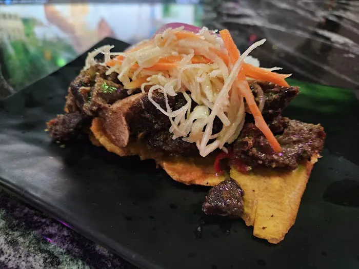 DejaVu Haitian Fusion Restaurant Lounge Picture 5