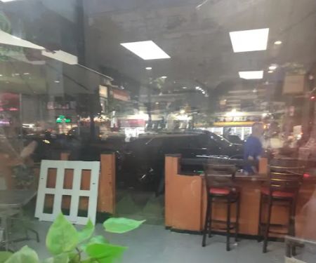 El Meson 2 Restaurant