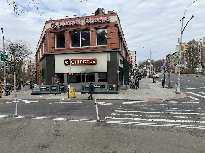 Chipotle Mexican Grill Picture 1
