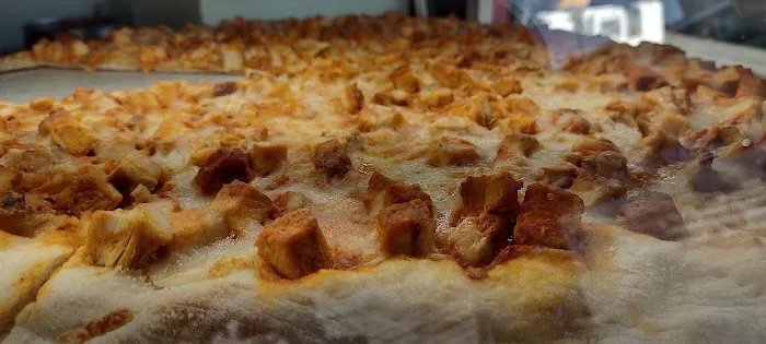 iPizzaNY- Washington Heights Picture 4