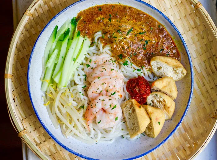 Native Noodles Picture 9