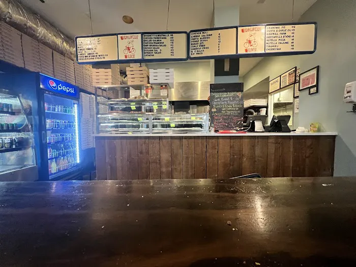 Broadway Slice Picture 5