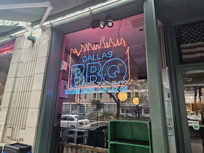 Dallas BBQ Washington Heights Picture 1