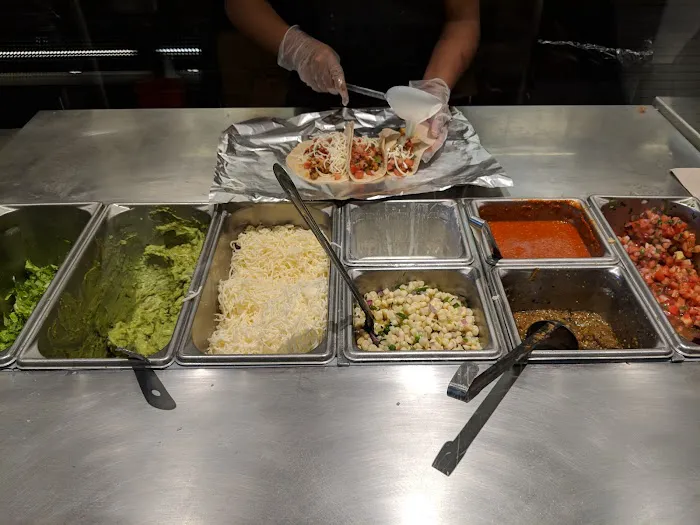 Chipotle Mexican Grill Picture 8