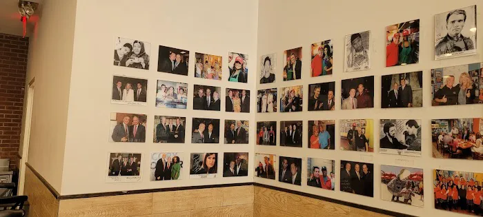 Famous Famiglia Pizzeria Picture 1