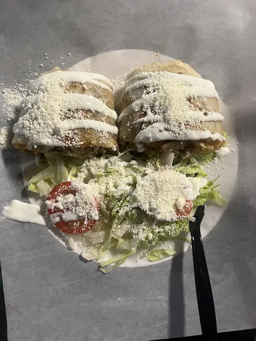 Tacosmoy Food Truck Picture 9