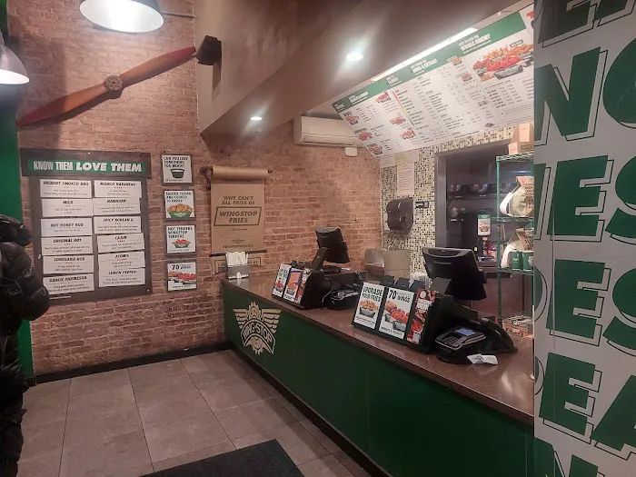 Wingstop Picture 8