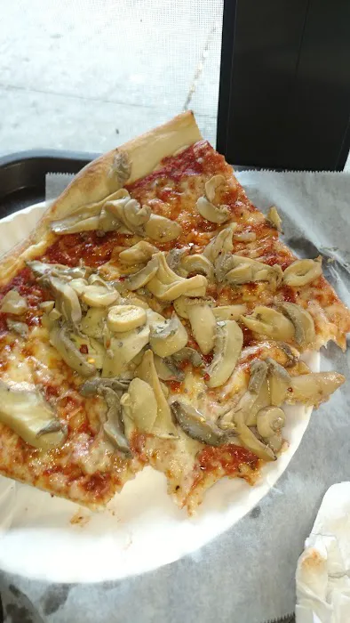 Koronet Pizza Picture 10