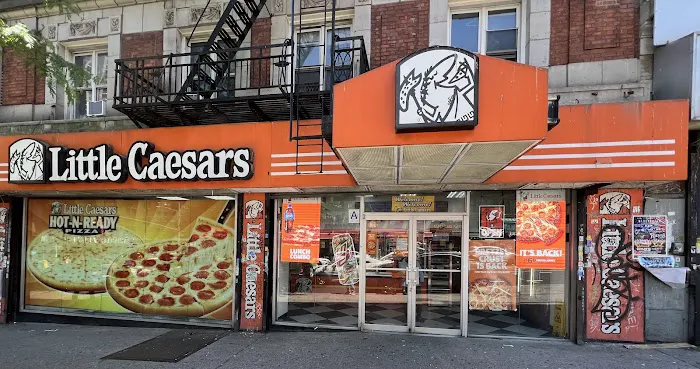 Little Caesars Pizza Picture 5