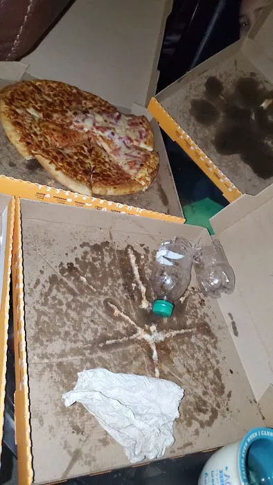 Little Caesars Pizza Picture 7