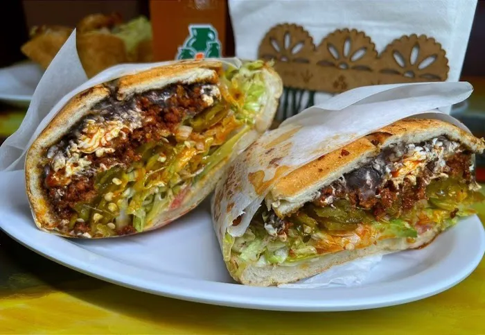 La Casa Del Taco - Washington Heights Picture 10