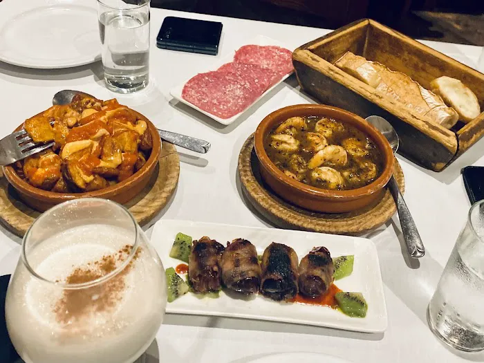 Manolo Tapas Picture 8