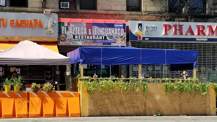 El Azteca & El Guanaco Picture 4