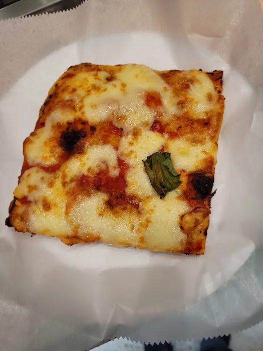 Pizza Heights Picture 7