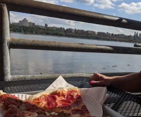 Exclusive Pizza