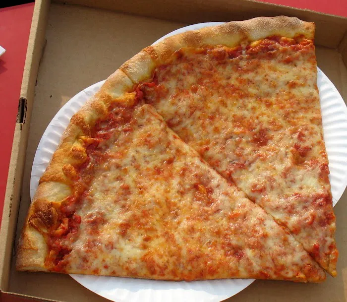 Charlie's Pizza Picture 6