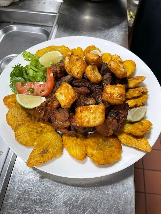 Paladar & Grill Picture 7