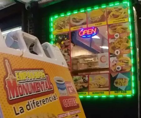 Empanadas Monumental