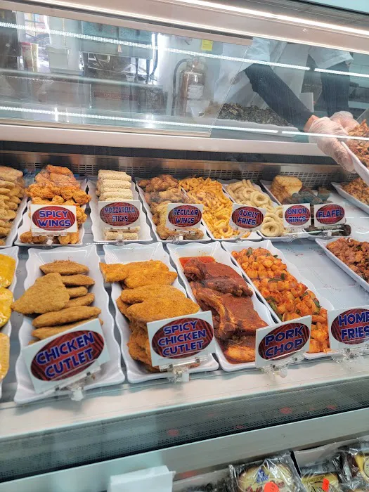 Chopcheese Deli Picture 6