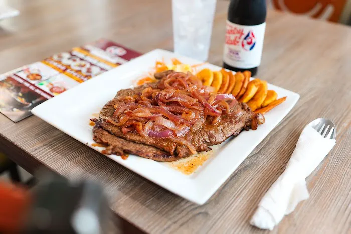 Dominican Valle Restaurant Picture 4