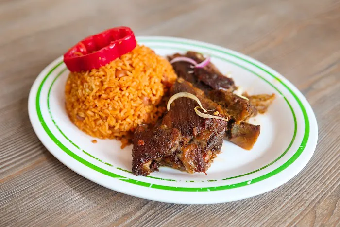 Dominican Valle Restaurant Picture 8